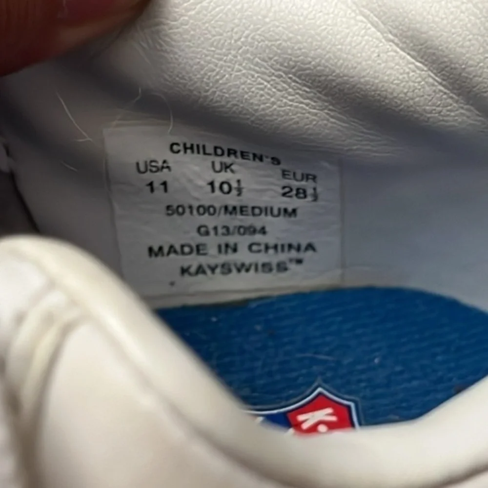 K-Swiss‎ classic kids leather white kids athletic shoes size 11